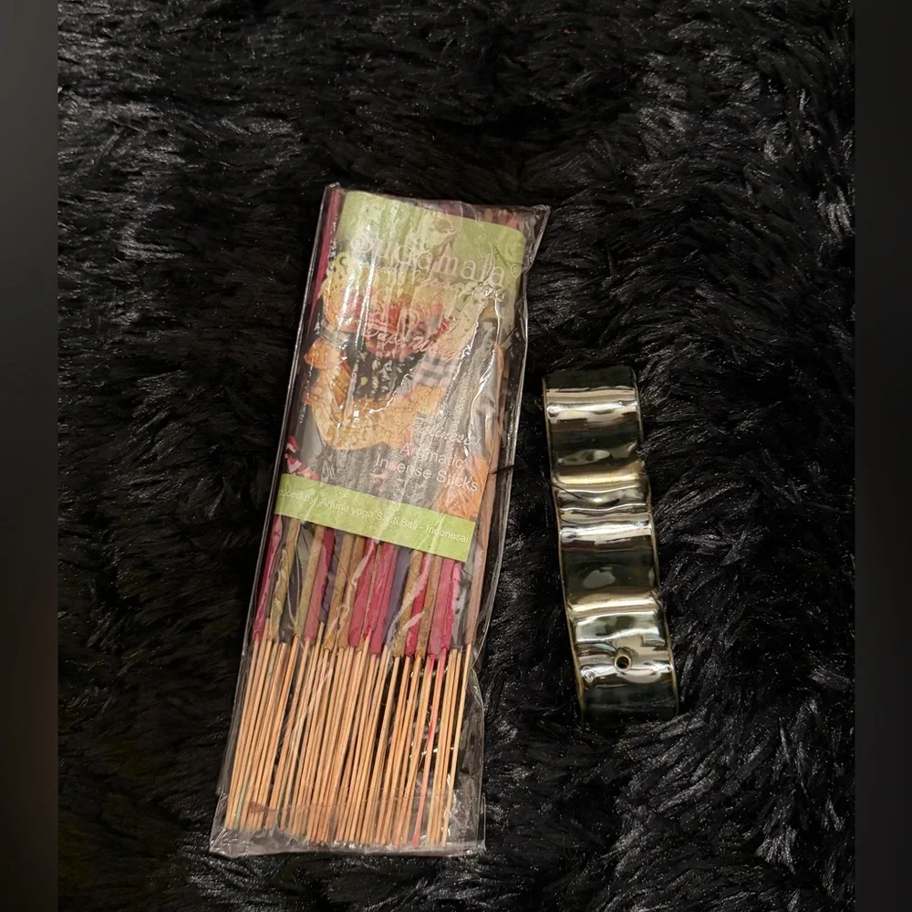 Sudamala Balinese Aromatic Incense Sticks with Metal Holder